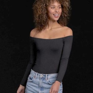 Nuuds off-the-shoulder bodysuit XS